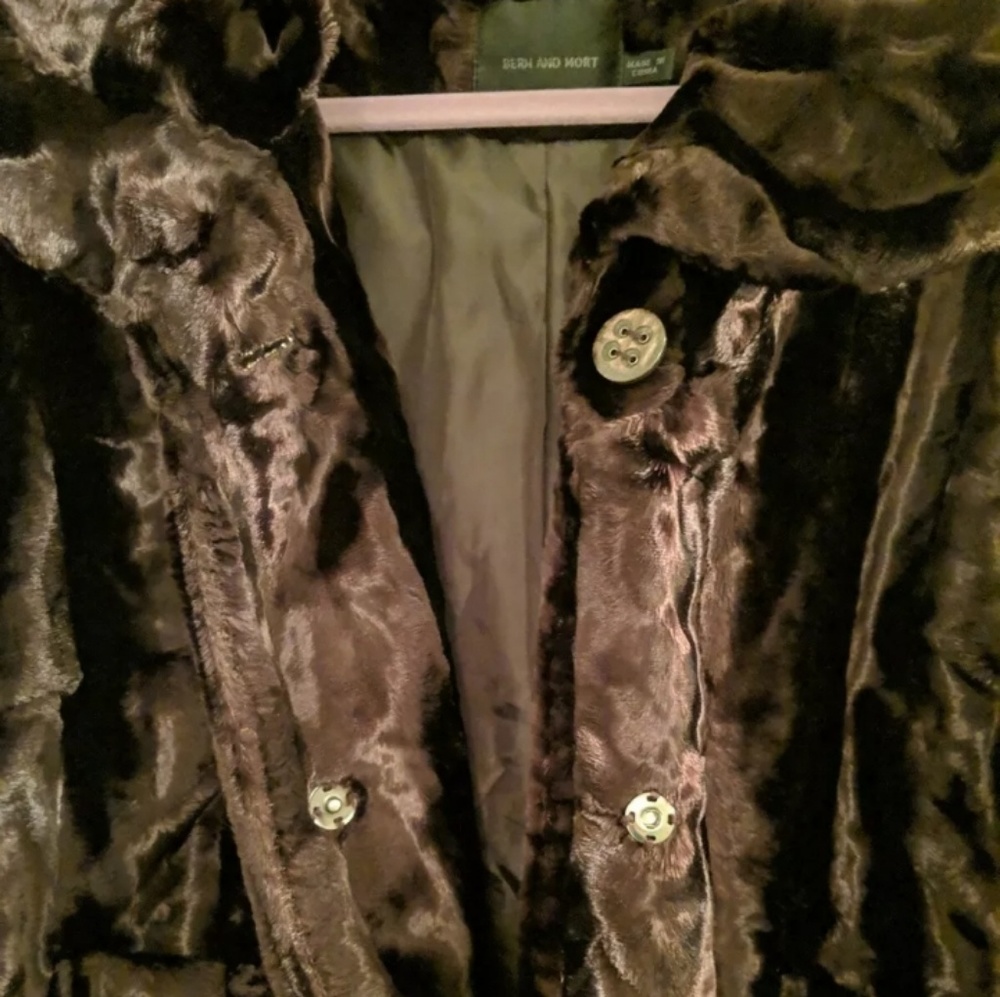 Bern and Mort   Style :Faux Fur Coat